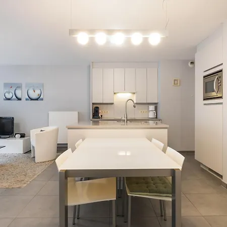 Guapo 01 Garage 아파트 *